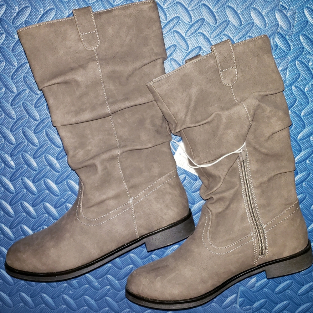 TEMP SALE Grey Boots